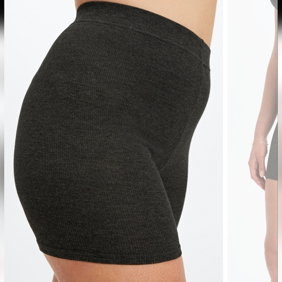 ๐ NEW Fabletics Restoreknit Slim Short - Picture 3 of 7